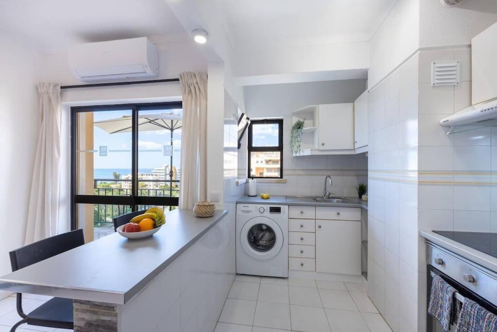 Seaside Serenity Apartment ปอร์ติเมา ภายนอก รูปภาพ
