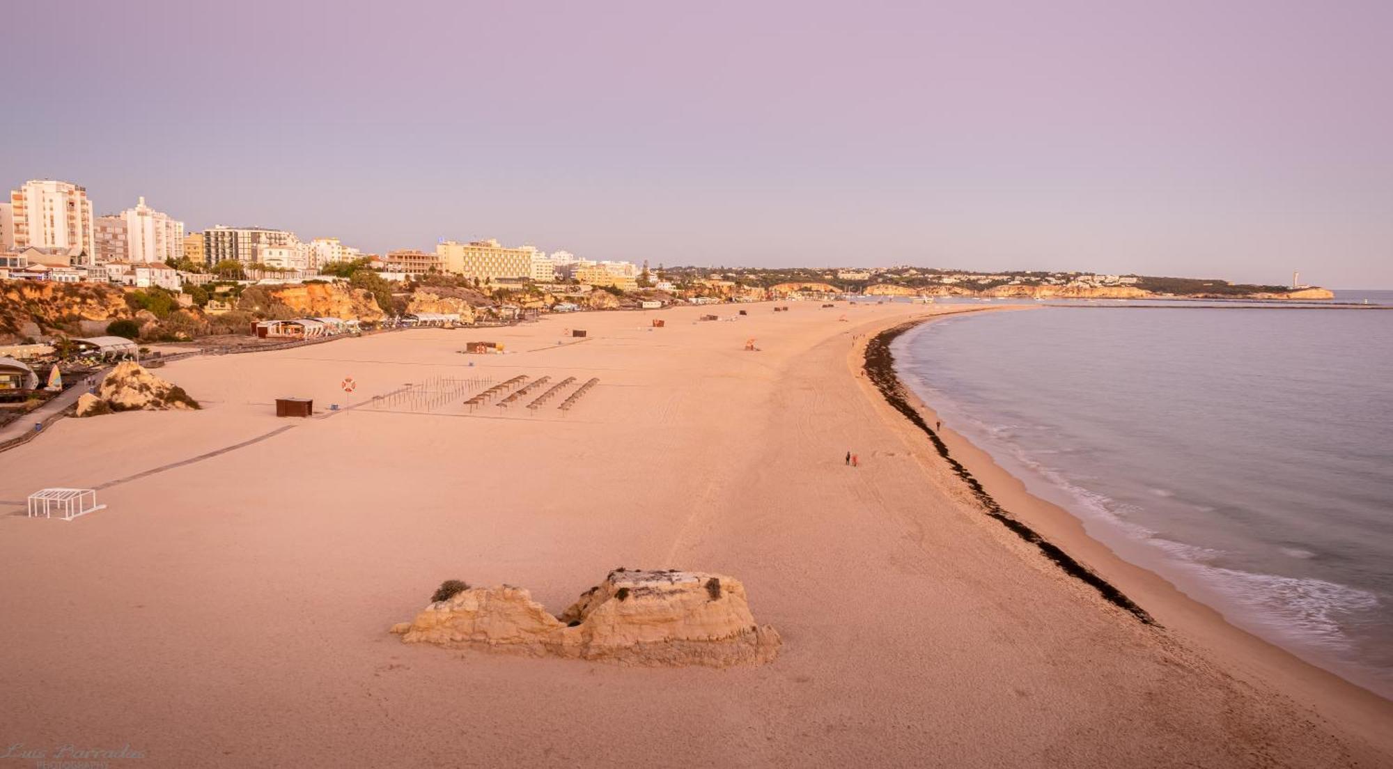 Seaside Serenity Apartment ปอร์ติเมา ภายนอก รูปภาพ